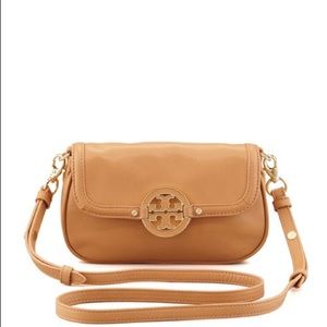 Tory Burch “Amanda Classic Crossbody”